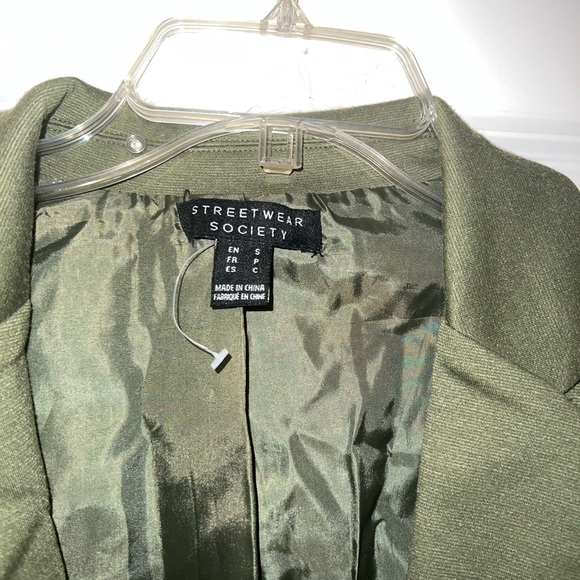 Green blazer - Picture 3 of 3